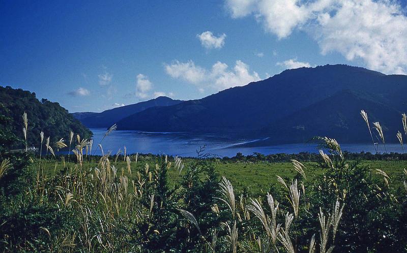 1952-53 Japan 193 Hakone Lake.jpg